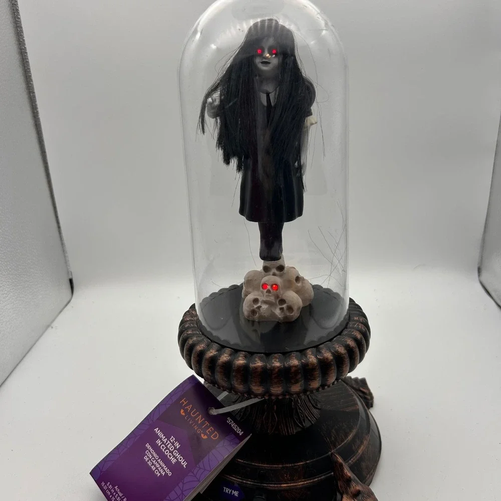 Haunted Living 12in Animated Ghoul in Cloche Halloween Prop 5745204 Red LED Eyes